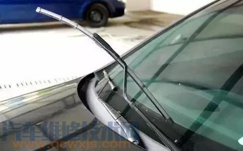 【雨刮器刮玻璃有呱呱響,嘎嘎響怎么回事,怎么辦】圖1