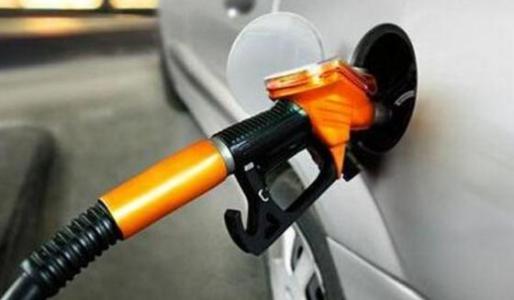 【汽車發(fā)動機(jī)黃燈亮是怎么回事】圖2