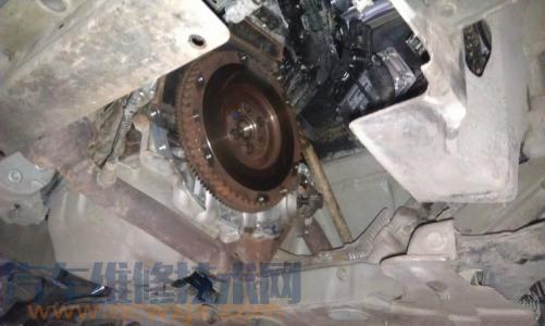 【離合器打滑有哪些現象 離合器打滑怎么辦 怎么修理】圖4