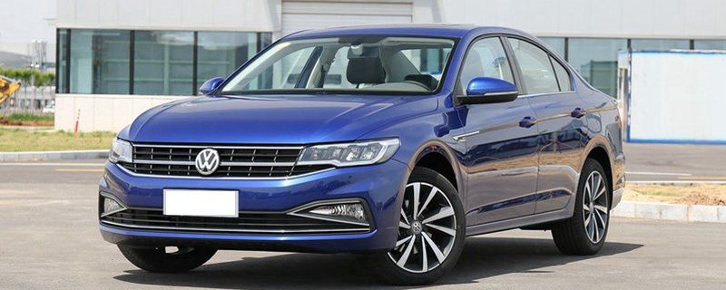 手動擋起步要踩剎車和踩離合嗎