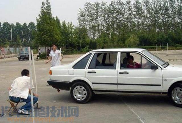 考駕照5次不過還得重新交錢么