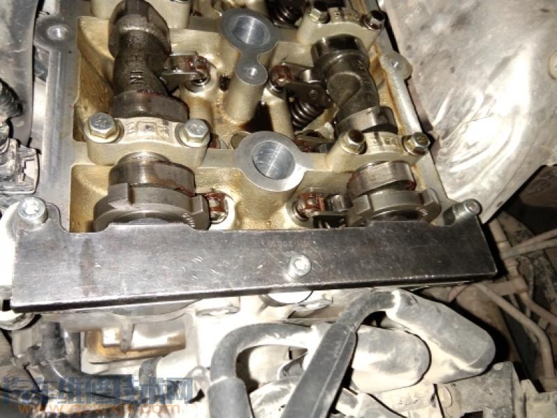 16款奇瑞瑞虎2.0正時(shí)校對方法