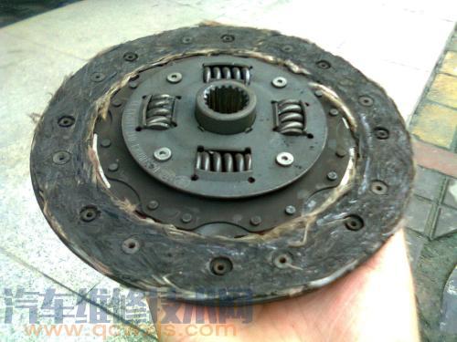 【離合器打滑有哪些現象 離合器打滑怎么辦 怎么修理】圖3