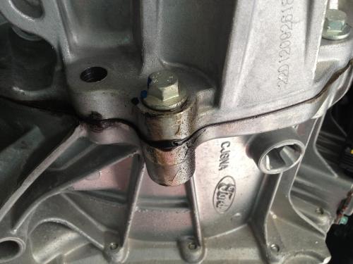 【變速箱漏油怎么辦？變速箱漏油還能開嗎】圖4