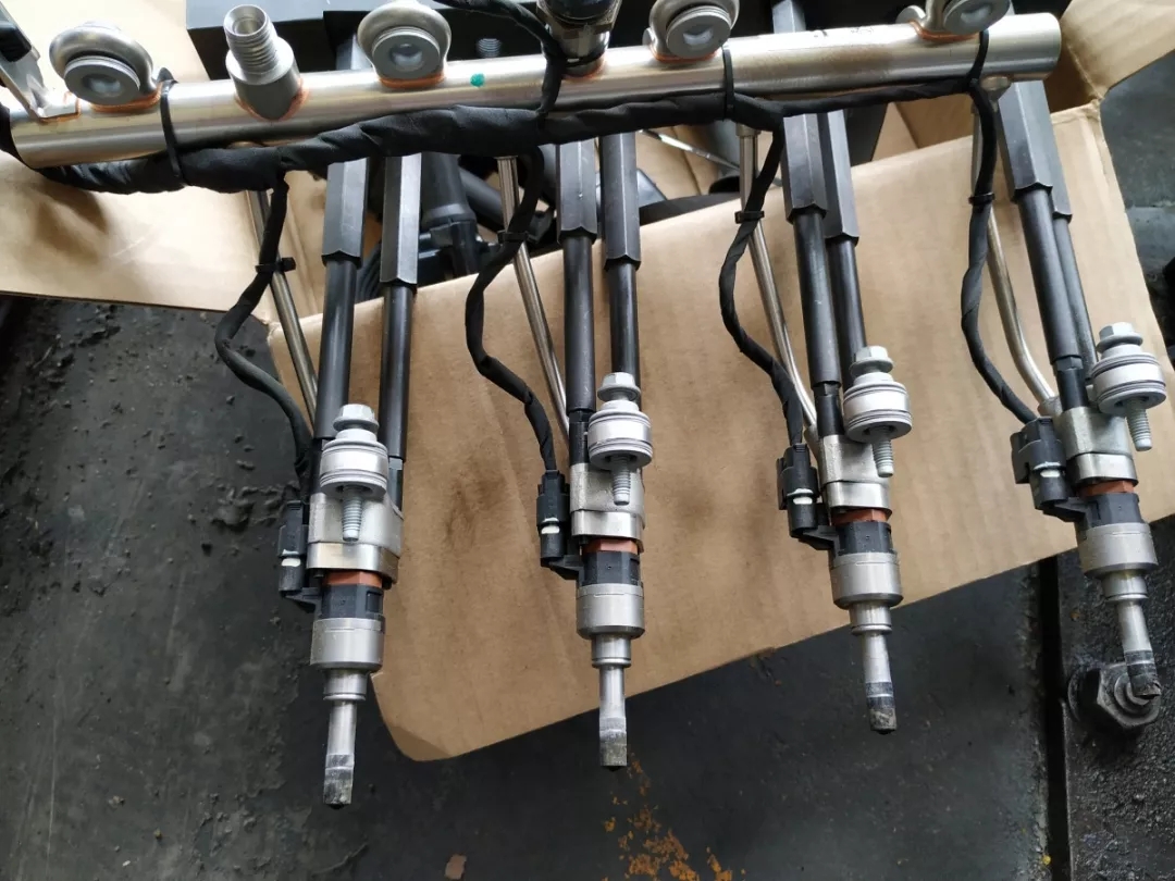 17款邁銳寶XL故障燈亮，側滑燈亮 缺缸故障