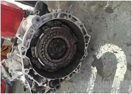 離合器打滑有哪些現象 離合器打滑的原因故障排除