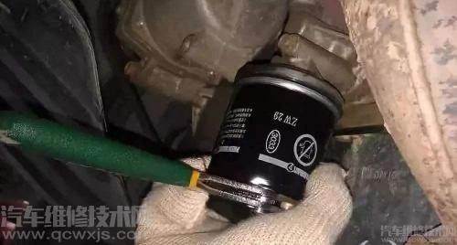 機油濾清器的作用是什么