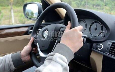 開車方向跑偏是什么原因