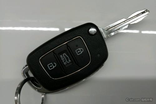 領動遙控鑰匙隱藏的功能