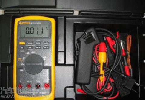 數字萬用表怎么用?汽車數字式萬用表的功能及使用方法介紹