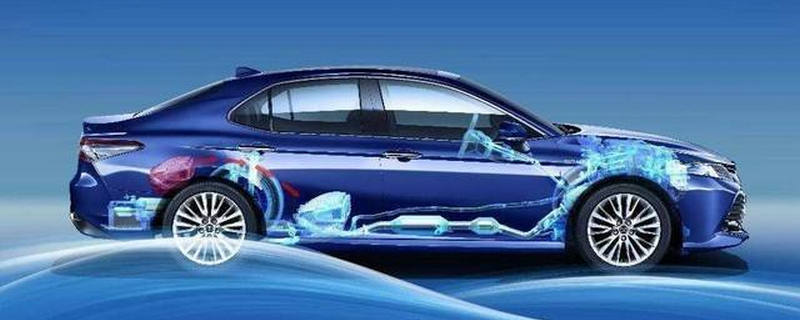 油電混合需要充電的嗎