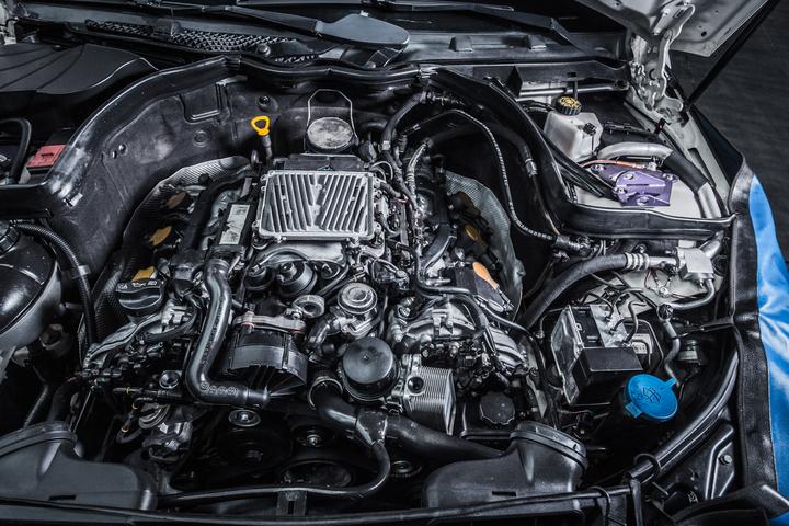 下面分享幾個(gè)M274發(fā)動(dòng)機(jī)的通病。