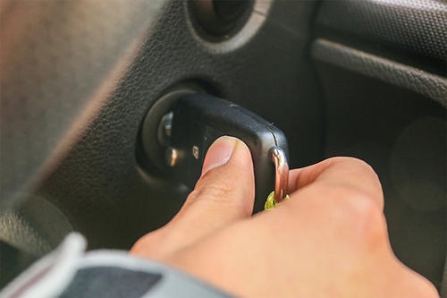 【發動機啟動困難怎么辦？發動機啟動困難的原因和故障排除方法 】圖2