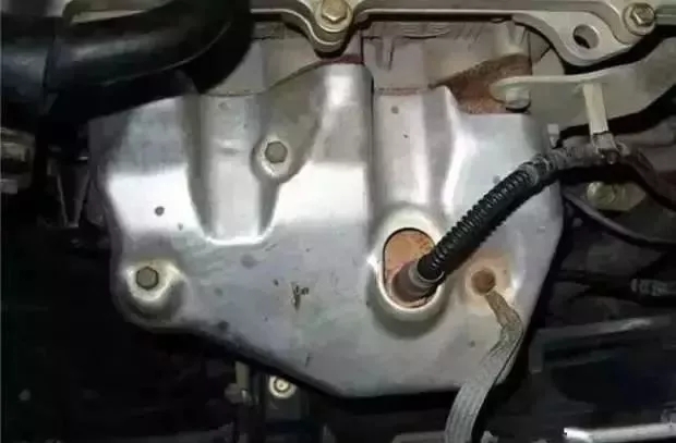 氧傳感器壞了對車有什么影響 氧傳感器故障表現