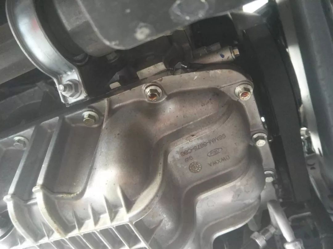 發動機常見故障有哪些及解決方法 發動機常見故障有哪些及解決方法