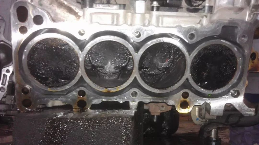 發動機常見故障有哪些及解決方法 發動機常見故障有哪些及解決方法