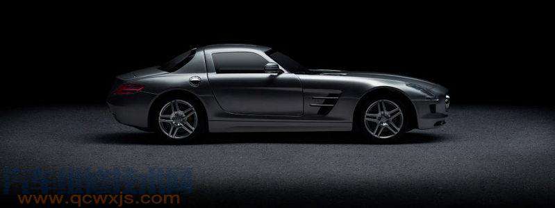 發(fā)動機(jī)工作溫度太高時應(yīng)立即開啟散熱器蓋加入冷水 發(fā)動機(jī)工作溫度太高時應(yīng)立即開啟散熱器蓋加入冷水