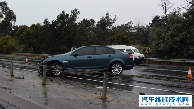 【小車里多坐一個人有影響嗎，小車超載對車有什么影響】圖3