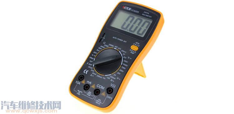 數字萬用表和模擬萬用表相比，有哪些優缺點