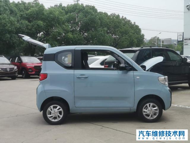 五菱宏光min多少錢 五菱宏光mini怎么樣 五菱宏光min多少錢 五菱宏光mini怎么樣