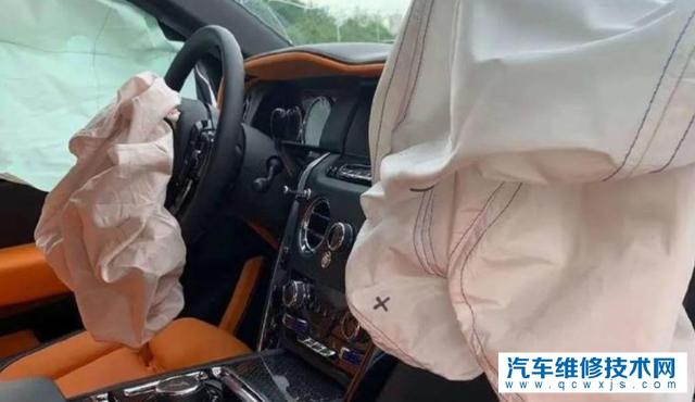 被撞的勞斯萊斯庫里南定損200萬,為何豪車的維修費那么高? 被撞的勞斯萊斯庫里南定損200萬,為何豪車的維修費那么高?