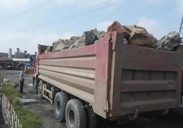 【你開車最危險的經歷是什么？】圖2