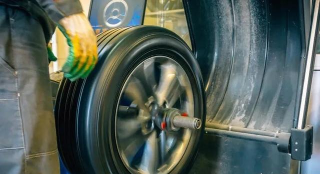 【汽車輪胎前后對調做動平衡可以了嗎？需要做四輪定位嗎？】圖3