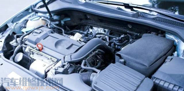 【發動機聲音大是怎么回事？】圖1