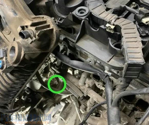 【發動機聲音大是怎么回事？】圖4