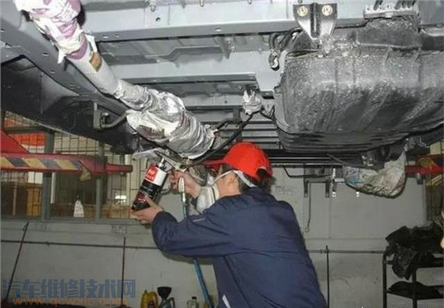 怎樣判斷汽車底盤是否需要做裝甲？底盤裝甲的作用有哪些？