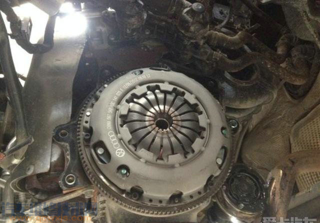 怎樣區分雙離合、單離合的汽車？它們有什么區別？