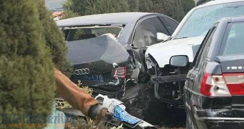 【汽車在高速行駛時，前面的車輛突然急剎停導致相撞，責任怎么劃分？】圖4