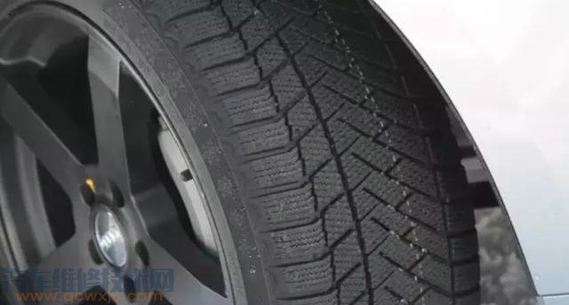 【冬天東北開車不換冬季胎可以嗎？】圖1