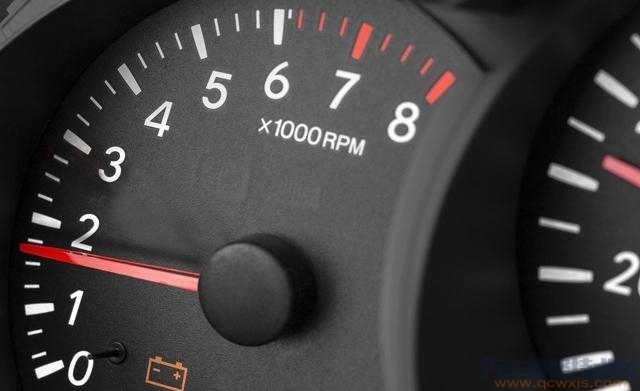 汽車啟動(dòng)后轉(zhuǎn)速多少算正常?轉(zhuǎn)速多少可以起步 汽車啟動(dòng)后轉(zhuǎn)速多少算正常?轉(zhuǎn)速多少可以起步