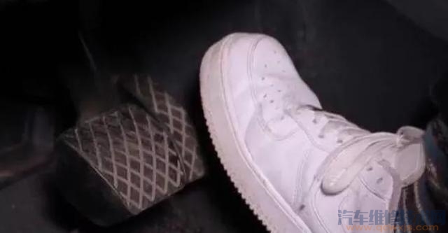 汽車ECO模式真的可以省油嗎,行駛中能不能開關(guān)ECO模式? 汽車ECO模式真的可以省油嗎,行駛中能不能開關(guān)ECO模式?