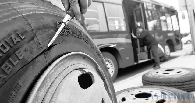 汽車輪胎扎釘子了補胎還是換胎? 汽車輪胎扎釘子了補胎還是換胎?