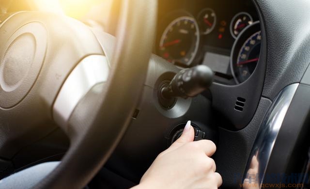 汽車鑰匙孔的四個(gè)位置圖解汽車鑰匙孔上的字母什么意思? 汽車鑰匙孔的四個(gè)位置圖解汽車鑰匙孔上的字母什么意思?