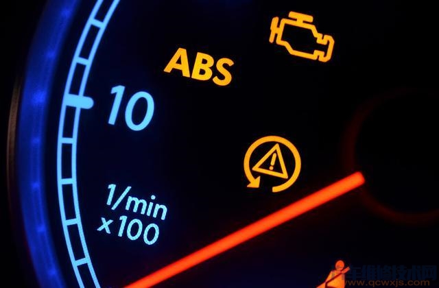 汽車鑰匙孔的四個(gè)位置圖解汽車鑰匙孔上的字母什么意思? 汽車鑰匙孔的四個(gè)位置圖解汽車鑰匙孔上的字母什么意思?