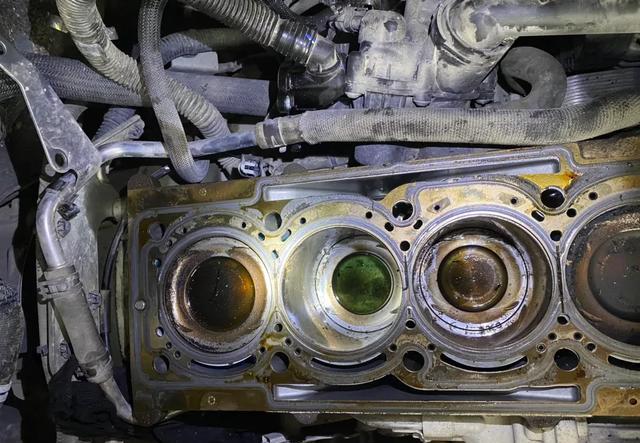 發動機開鍋是什么原因？