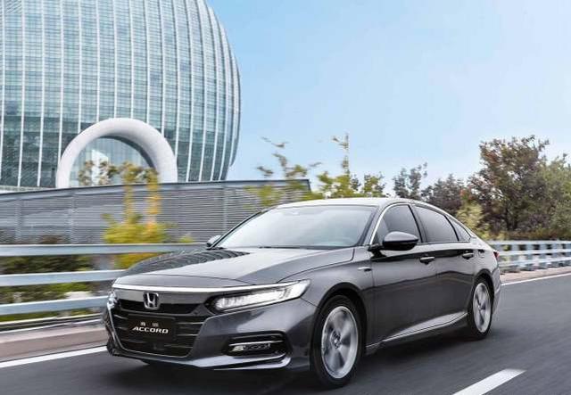 【汽車三油五濾四水多久更換一次？】圖1