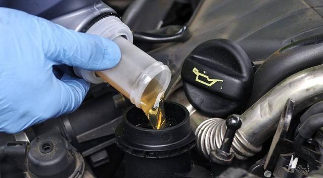 【汽車三油五濾四水多久更換一次？】圖2