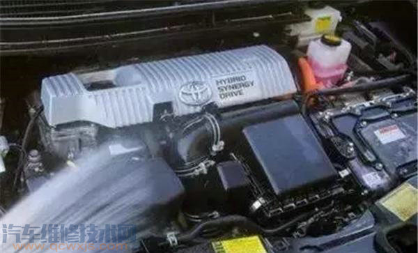 【發動機艙能用水沖洗嗎？】圖2