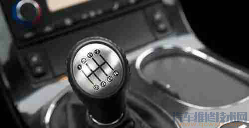 換擋打齒是什么原因?變速器換擋困難的原因 換擋打齒是什么原因?變速器換擋困難的原因