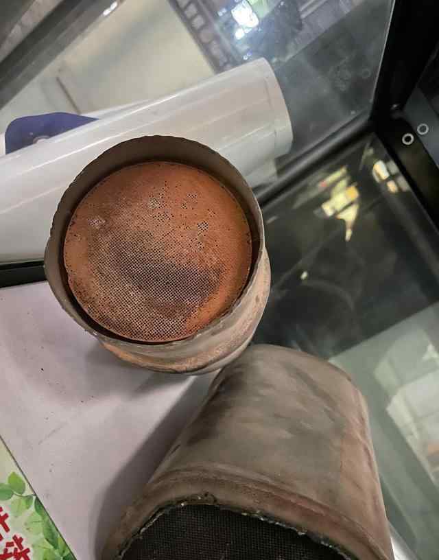 汽車三元催化有點堵怎么解決？