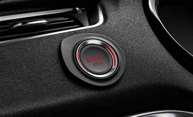 一鍵啟動的車按幾下啟動？