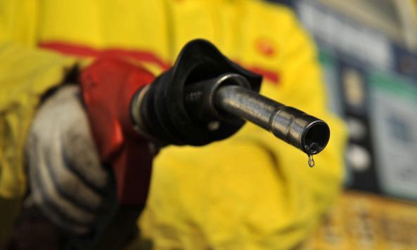 【汽車跑多少公里清理積碳？汽車積碳該怎么清理？】圖4