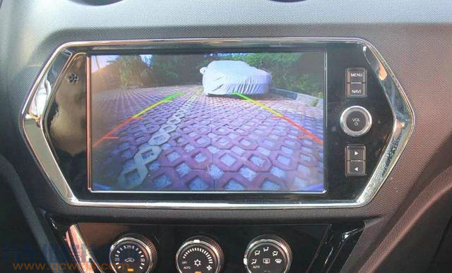 倒車影像和倒車雷達哪個更實用？