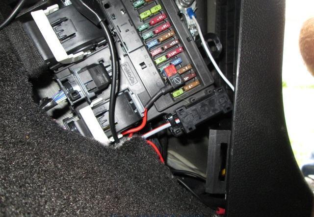 加裝行車記錄儀從從點煙器接電還是從保險接電好 加裝行車記錄儀從從點煙器接電還是從保險接電好