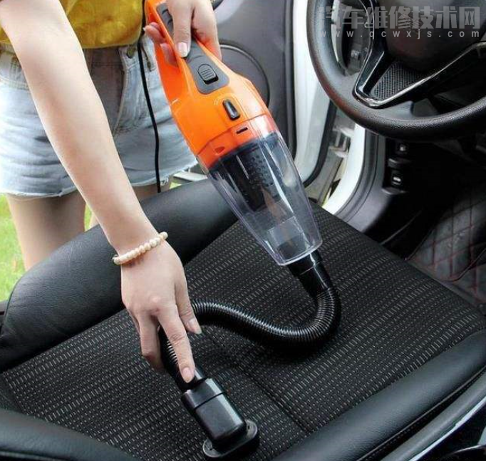汽車座椅怎么清洗步驟(圖解) 汽車座椅怎么清洗步驟(圖解)