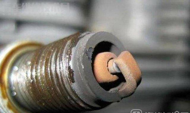 發動機怠速抖動嚴重維修案例